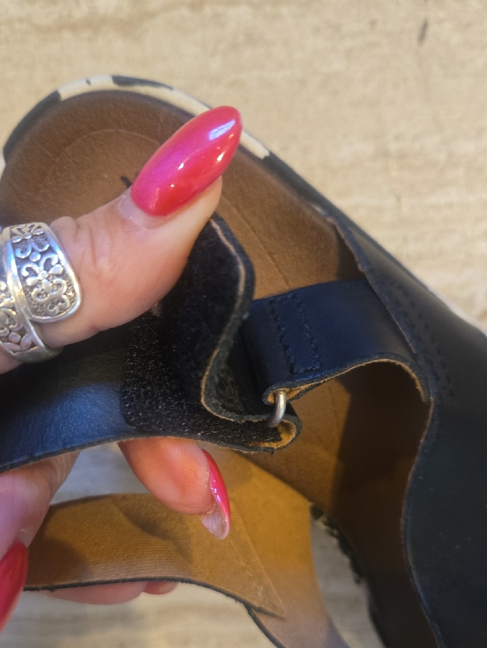 Clarks Collection Soft Cushion Black/White Wedge Strappy Sandals - Picture 6 of 11